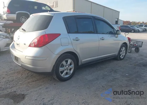 2008 Nissan Versa 1.8Sl z USA, uszkodzony, nr VIN 3N1BC13E68L360520